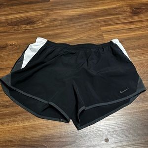 NIKE RUNNING SHORTS (2/2) 🖤